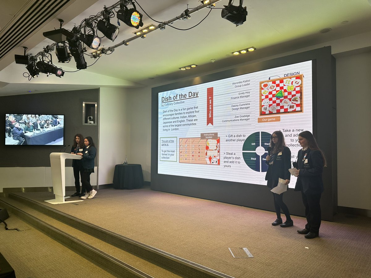 And last but not least, @ushschool Upper Shirley High School's #DesignVentura pitch is Dish of the Day, a super-versatile board game focusing on communities in London and the dishes they share 🍜🥯🌮🍛 @DesignMuseum
