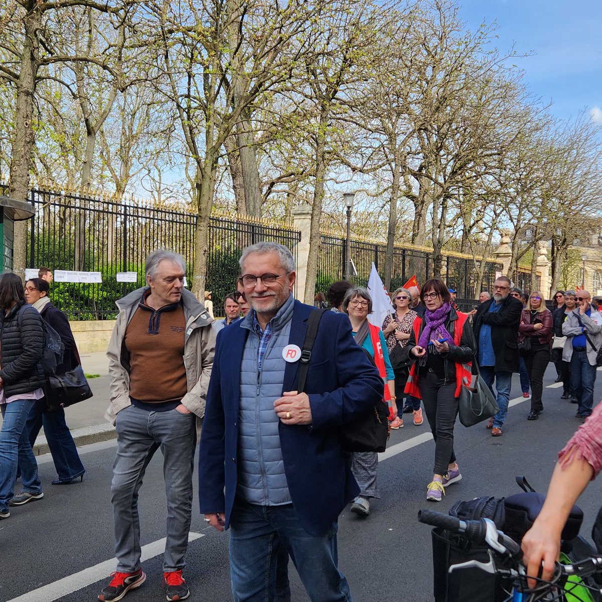 force_ouvriere's tweet image. #19mars Mobilisation à Paris pour la défense des #salaires des agents de la #fonctionpublique. Toujours déterminés et mobilisés avec FO!