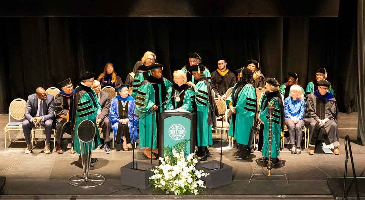 ProvostClabo tweet media