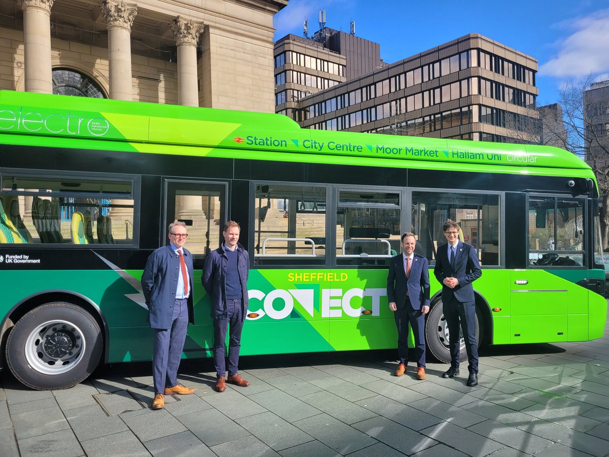 Good to welcome @benmiskell, @tomhunt100 and many others for a preview and first ride of the new Electric buses for Sheffield Connect. Starting 8th April, services SC1 & new SC2 will be completely free to use.