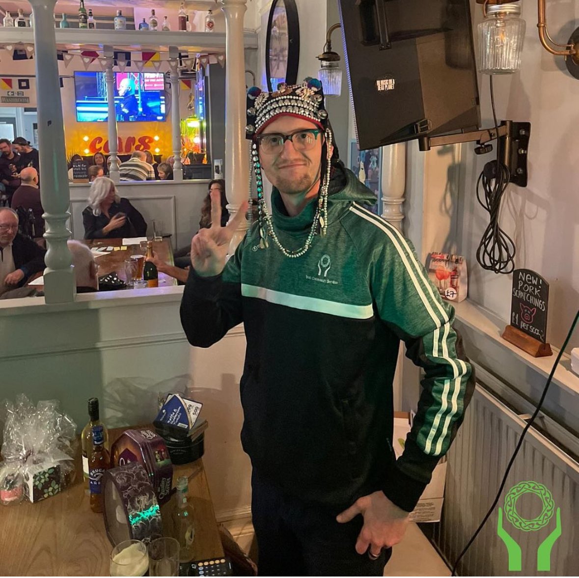 Don’t forget we’re continuing the St Patrick’s Day celebrations with a special St Patrick’s Day Quiz, tomorrow night <a href="/LordHerbertPub/">LordHerbert</a> hosted by our favourite quiz master @quiznightmike 

No need to book, just turn up and enjoy the craic!