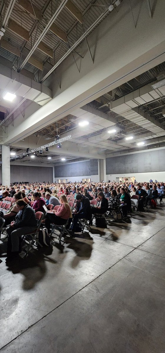 Ms. Moore tweet media