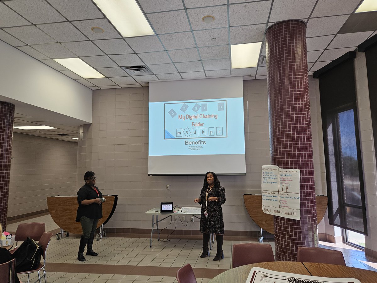 BarrsJamie's tweet photo. Jordan Beal, our DLS, is teaching our Primary IS team how to create interactive chaining exercises to support nonsense word fluency. #MyAldine #CKLA @ClassroomWonder https://t.co/caXiGP98Vm