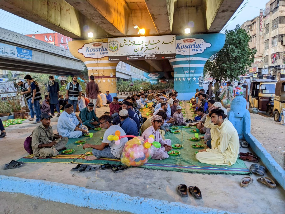 FkFoundationpk's tweet photo. Alhamdulillah
Today iftar dasterkhawn 2024 for everyone 
Keep supporting fkfoundation for helping more deserving people's 
Donate us for iftar drive 
our easypaisa Ac no 0337 8066121 
#fkfoundationramzandrive2024 
#ramzan2024 #fahadkhanfoundationdasterkhawn 
#fahadkhanfoundation https://t.co/qJGMZLWsjI