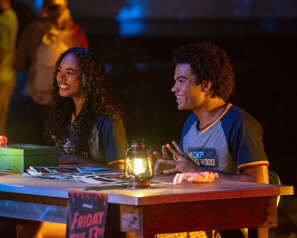 Pretty Little Liars tweet media