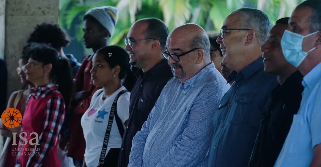 ISA_Universidad's tweet photo. Hoy visitó la Universidad de las Artes, el Primer Secretario del PCC en La Habana y miembro del Comité Central del Partido, Luis Antonio Torres Iríbar. @torres_iribar
#OrgulloISA #CubaEsCultura #isa_universidad https://t.co/f1AytX7UGG