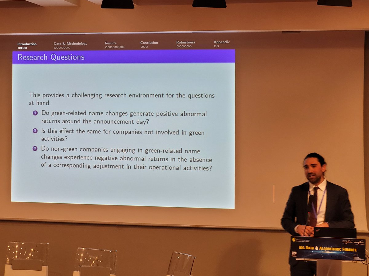 Carmelo Latino @SAFE_Frankfurt presenting insights on #greenwashing and firms' name change using textual analysis @LouisBachelier 's Finance Risk Forum 2024, Climate Risk session