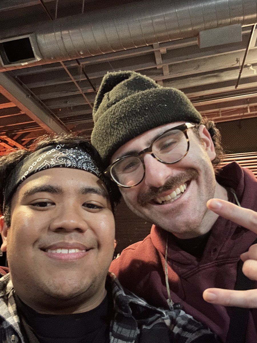 📸 | Alex &amp; Gabe in Chicago!

(via Discord)