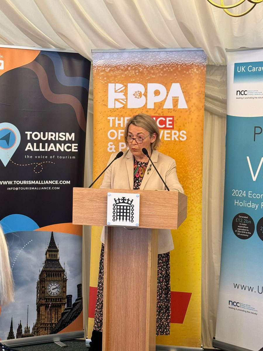beerandpub's tweet photo. Great to support @tourismsvoice Conference today, with our CEO @EmmaMcClarkin speaking alongside Tourism Minister @JuliaLopezMP &amp; Shadow @KeeleyMP, especially during #EnglishTourismWeek24!

✈️➡️🍻Pubs are a major part of the UK's draw for both domestic and international tourists https://t.co/ldZoV9zBbi