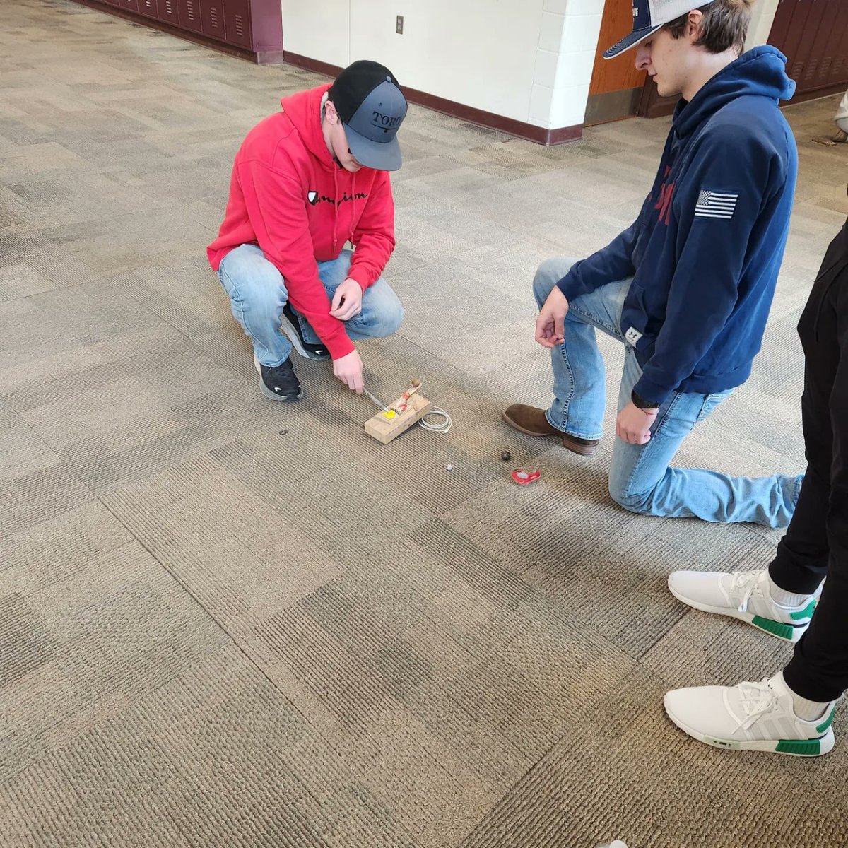 BPsci_teacher's tweet photo. It is mousetrap catapults week in #ConceptualPhysics https://t.co/lDVuyjgBXU