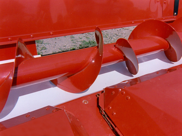 PridePlastics1's tweet photo. Happy first day of Spring and #NationalAgDay! 🌱 We're proud to make several poly products for @maywesmfg that help farmers work more efficiently and cut down repair costs - like star closing wheels, auger liners, G4 Stalk Stompers and much more. https://t.co/HInAAwOJRV