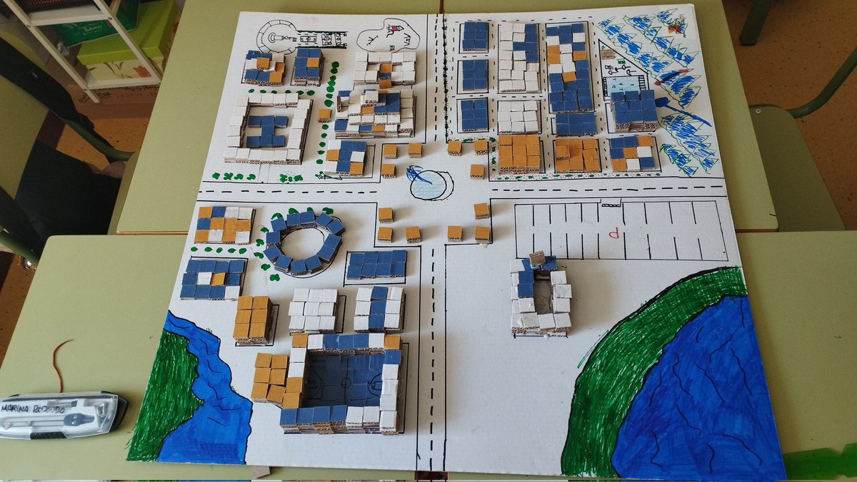 Urbyplan_es's tweet photo. "Descubrir el urbanismo, construir la ciudad". Hoy en el @elpilarvalladolid
El @AyuntamientoVLL y @Urbyplan_es, impulsando el conocimiento del urbanismo.
Gracias a todo el equipo docente y a los alumnos de 6°, que se han implicado activamente.
#urbanismo#educacion https://t.co/bfjRpPhxIu