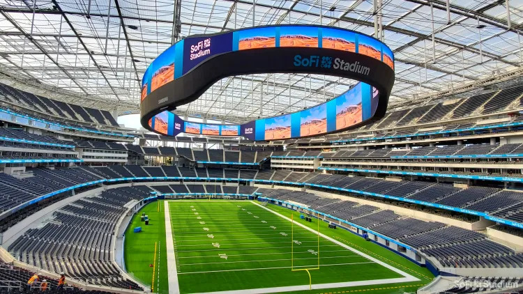 vpiagency's tweet photo. General rehearsal for the FIFA World Cup 2026 ! 

Founded in 2000, the FIFA Club World Cup has grown more significant following the Gianni Infantino press conference of December 17, 2022, during...

Read more : https://t.co/jjG0G3sLlK https://t.co/1yrucmAtQQ