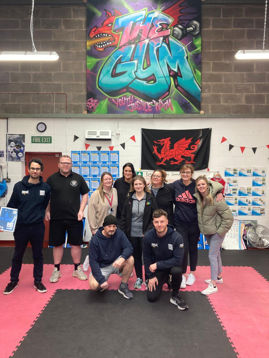 Great to be on the road delivering Box Champions workshops last week with @ActiveWrexham 🏴󠁧󠁢󠁷󠁬󠁳󠁿 Spreading the Empire Principles and boxing drills across our ever growing network is important 🥊 We are now reaching more organisations and more young people in need 💪