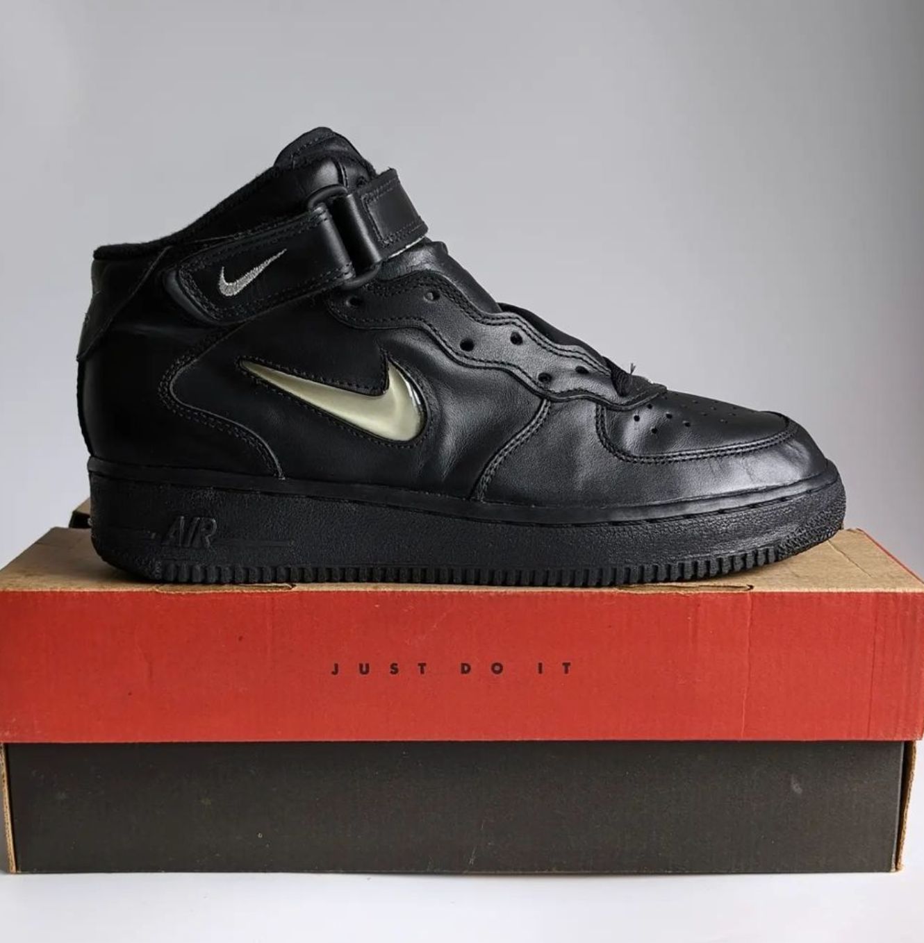 Sneaker News on X: 