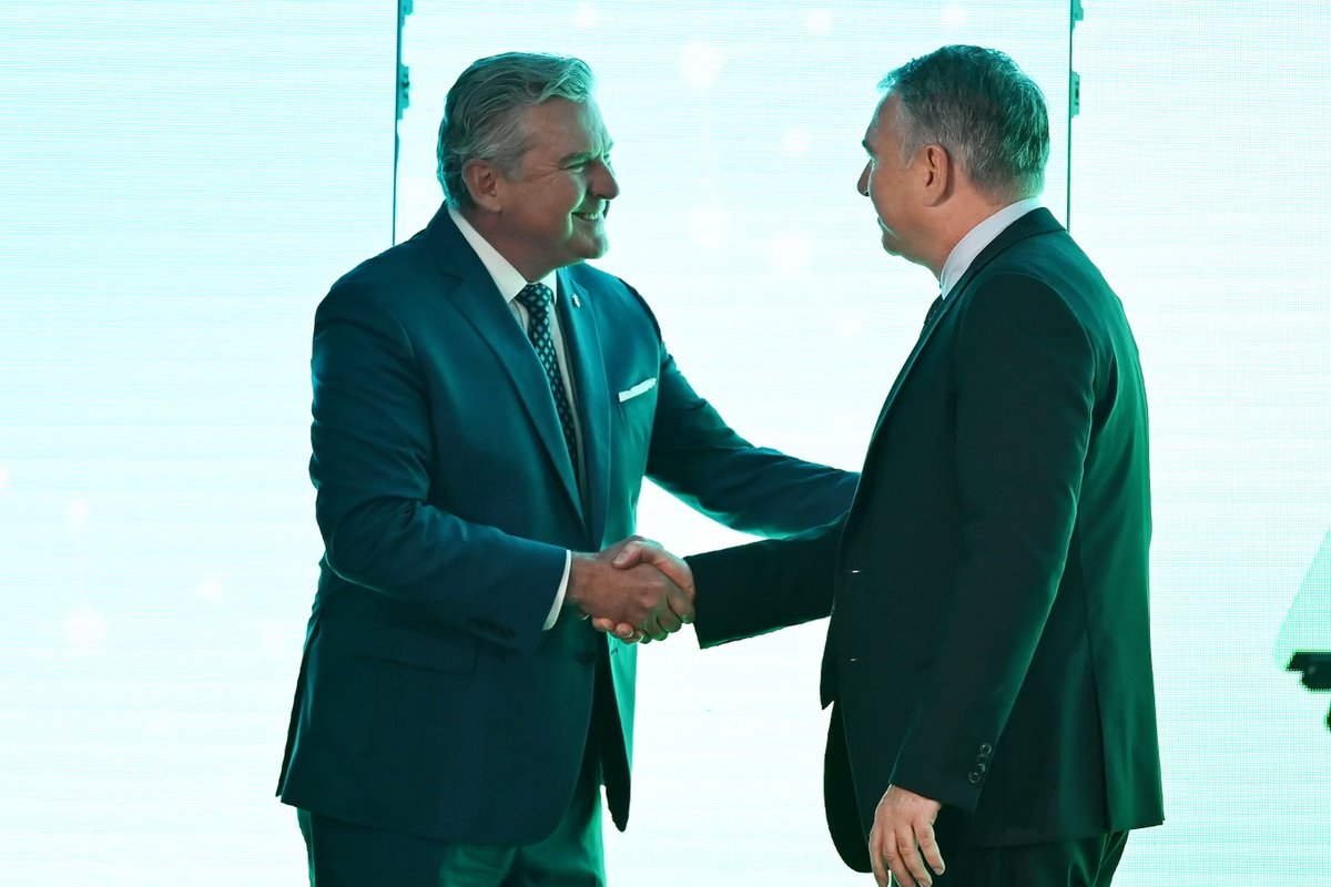 BaptistHealthSF's tweet photo. MAJOR ANNOUNCEMENT!π¨ Baptist Health Foundation announces historic $50 million gift from Kenneth C. Griffin. Learn more about the future of neuroscience here: https://t.co/TwIvlsdnSQ
#generosityheals #GivingBack #philanthropy