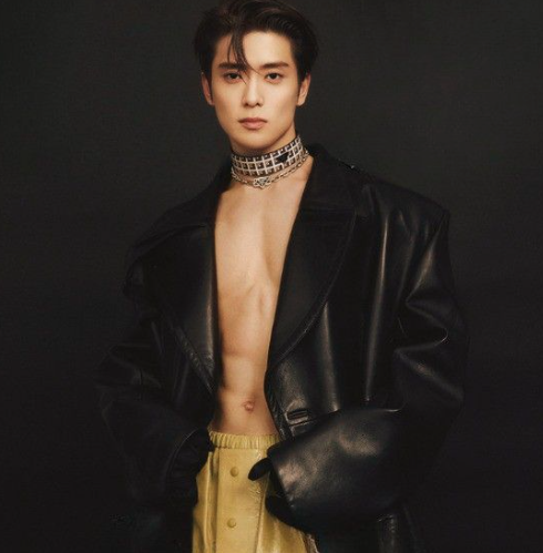 AboutMusicYT's tweet photo. A Calvin Klein PR, Jeremy Huang, has followed both NCT's Jaehyun and Mark on IG. https://t.co/XdAzwpo58s