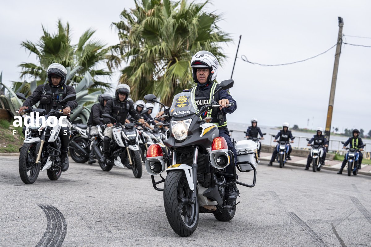 20240319
Entrega de nueva flota de vehículos a la Policía Nacional, en la rambla del Kibón en Montevideo. Foto: Mauricio Zina / adhocFOTOS

#adhocFOTOS #FotoperiodismoUruguay #Cooperativadefotografos