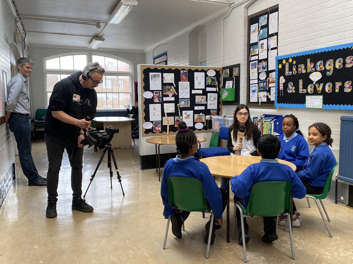 Interviewing Zenobia @Greenschoolsuk and children from @SebrightPrimary about the Green Schools Project #ClimateinEducation #EducationforSustainability