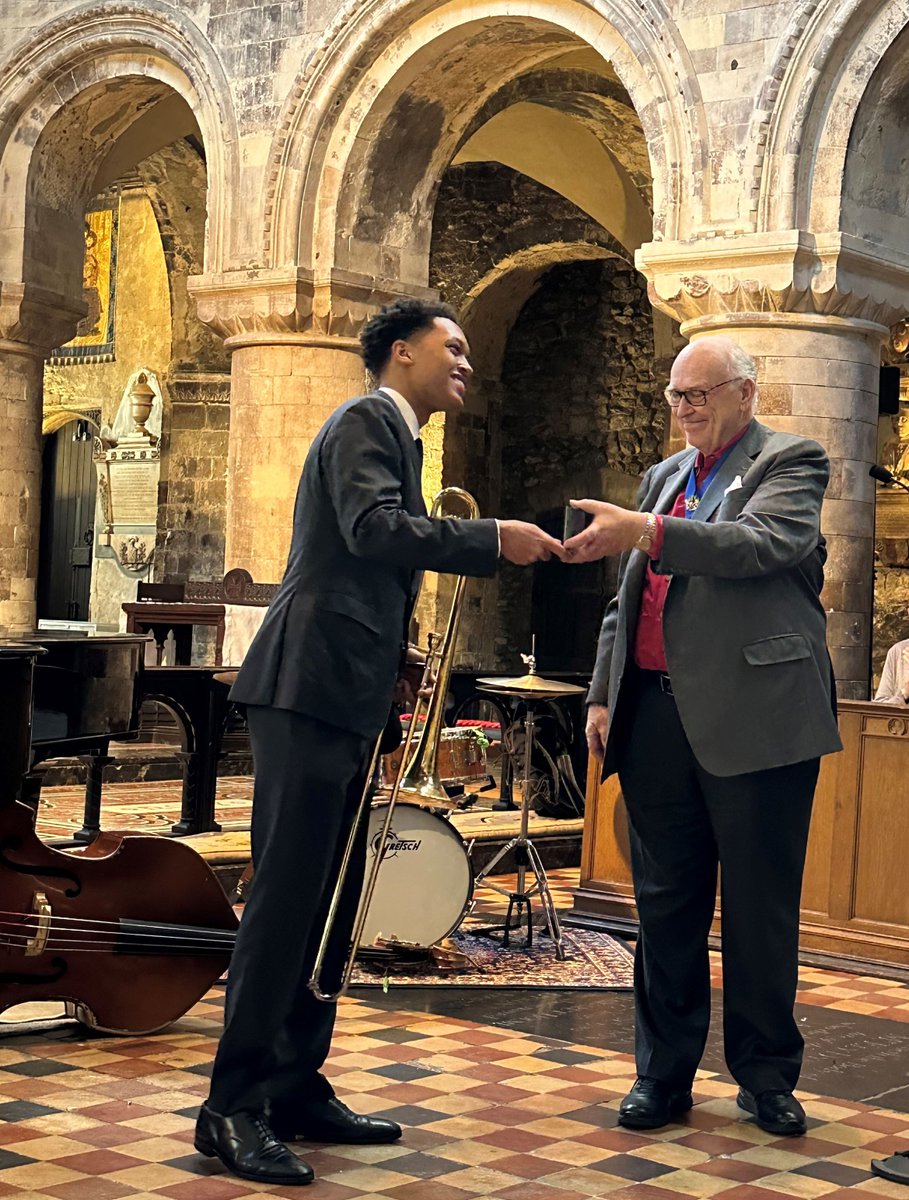 Good things come to those who wait! We were finally able to present the talented trombonist @DanielTHigham with his Young Jazz Musicians Medal 2021 this week at his winner's gig, which had been much delayed due to the pandemic. Congrats Daniel!