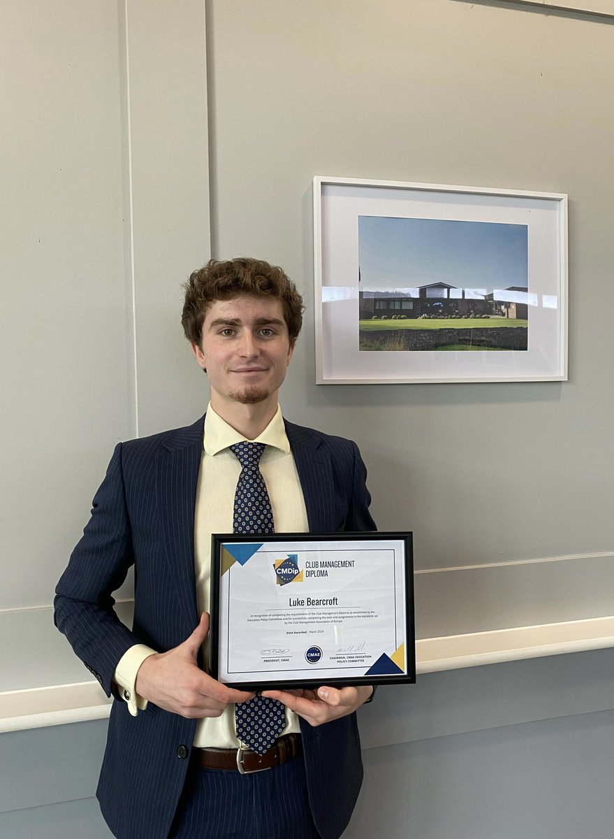 Congratulations to our General Manager, Luke Bearcroft, who has gained his Club Management Diploma with the @clubmanagement_europe One of the youngest to achieve the CMDip certification, well done Luke 🤩