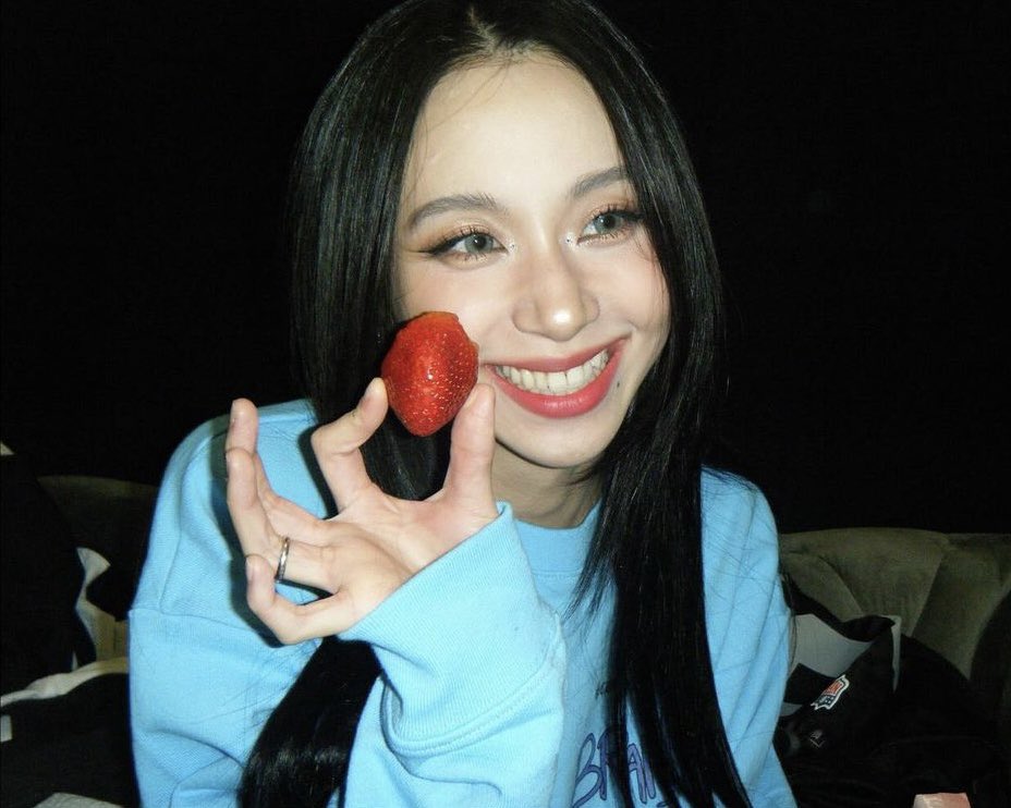 SCYDAILY's tweet photo. CHAEYOUNG OMG https://t.co/ts73kODlVv