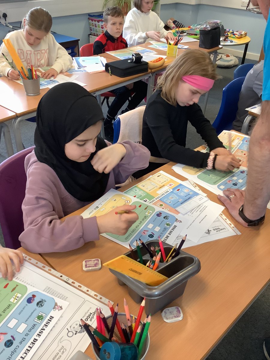 Mauricewood PS tweet media