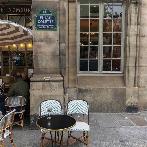 🍷 (@bottegurl) on Twitter photo 