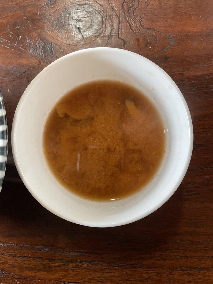 mealorca's tweet photo. 3/17 일요일 점심
• 달래장과 계란후라이를 얹은 밥
• 된장국
• 양배추샐러드
• 깍두기 https://t.co/whwJP7IWXC