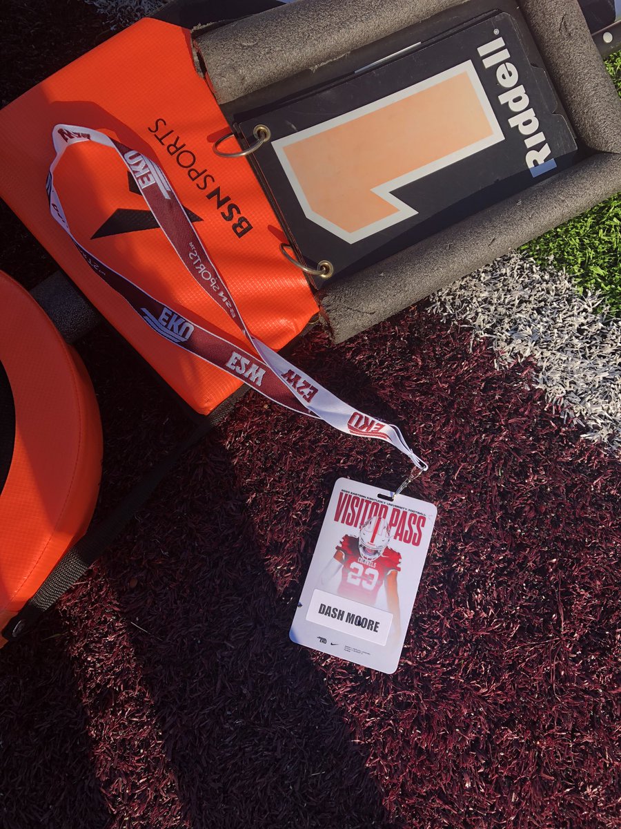 Dash Moore (@seemoore120) on Twitter photo 