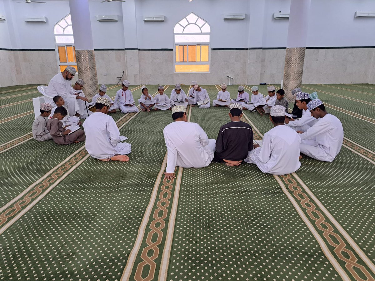 TeamAltai's tweet photo. يسر فريق الطائي الرياضي متمثلاً في اللجنة الثقافية والاجتماعية أن تعلن للجمهور الكريم عن انطلاق البرنامج الرمضاني ( اقرا ورتل ) بنسخته الاولى . https://t.co/ShBPbOo6Bo