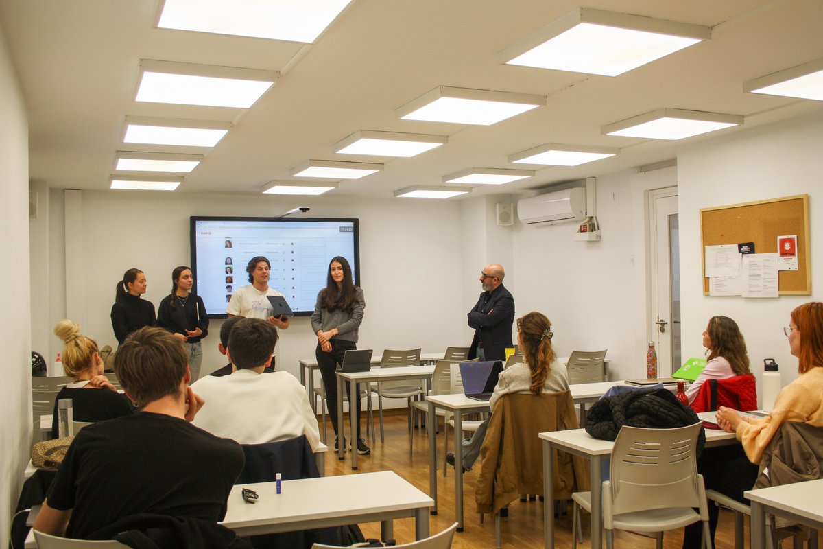 ESERP's tweet image. ¡Nueva sesión de #skillstacking dirigida a nuestros alumnos de máster! "Start up Footprint for Digital Luxury Business" 📚

#eserp