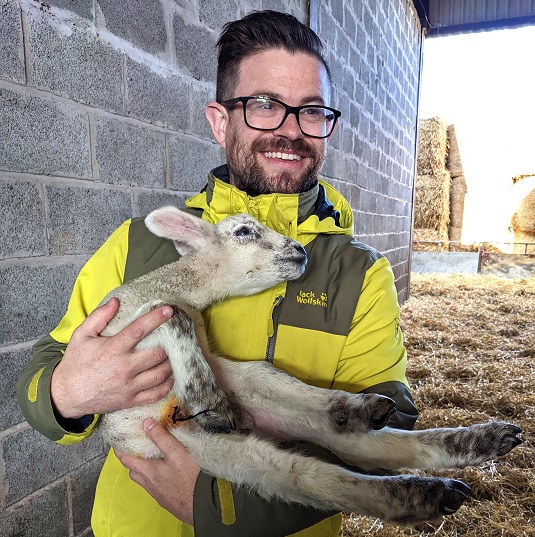 If you've ever wondered what life as a business-to-business PR account manager looks like, <a href="/JoeRichPR/">Joe Richardson</a> has captured it here:

partners-pr.co.uk/about-us/blog/…

#B2BPR #DayInTheLife #AgencyLife #PRCareers