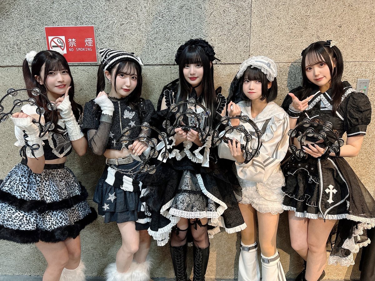 👑フォロー&amp;リポスト企画👑

先日行った蝶羽れい卒業公演でも使用したタンバリンをフォロー&amp;リポストにて抽選で5名様にプレゼント🎁
リポストはこの投稿が対象となります🙌

TIFさんのタンバリン選手権で沢山使用した思い出のある物になっています🫶
ぜひご参加下さい✨

#キングサリ