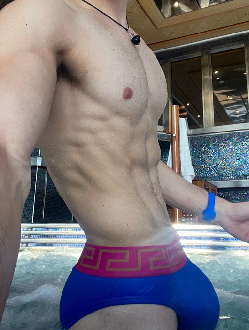 2 pic. NEW Instagram cause they can’t moderate my sexiness ? follow 4 a reward in the ig dms and yes
