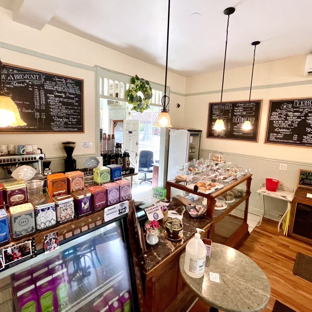 toyotaofwalling's tweet photo. Where is the best place in Wallingford to get coffee? ☕️

Let us know your favorite local coffee shop, and we'll check them out this week! 🍩

#SupportLocalBusinesses ❤️ https://t.co/aTqZ4TFXkK