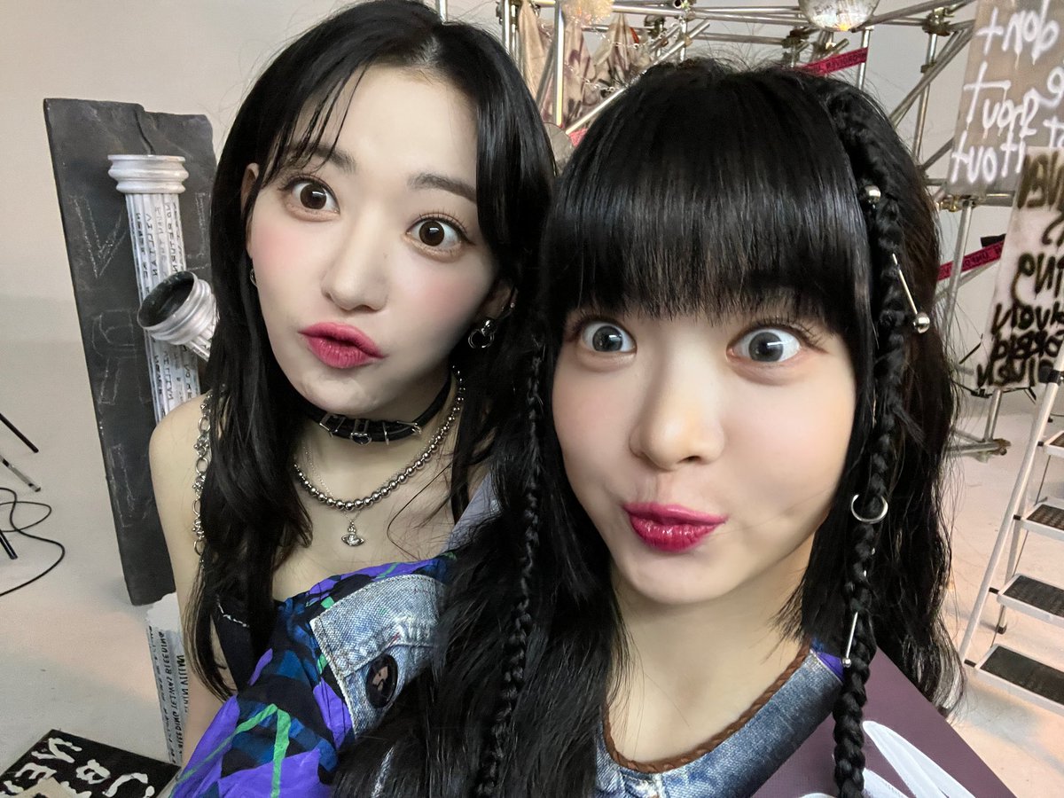 생일 축하해요, 사쿠라 언니! wishing you a day filled with all the joy and laughter you bring into our lives every day. may your special day be as bright and beautiful as your smile, and may all your dreams and wishes come true, unnie!