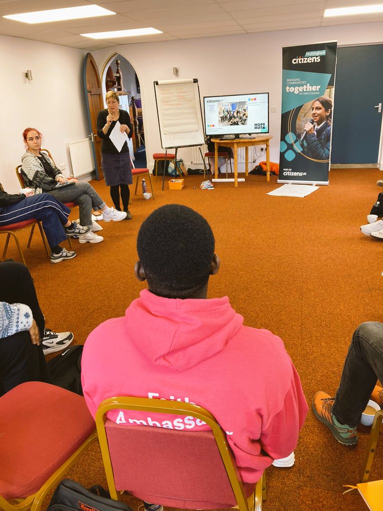 💪We had a wonderful day on Saturday training a room of inspiring local leaders in #communityorganising skills, tools and campaingn techniques. 🙌Thanks to @CliveFoster3 @Pilgrimnottsuk2 for hosting Come get involved in the action this year!👇👇👇 Linktr.ee/nottinghamciti…