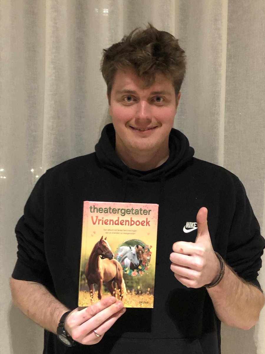 GetaterPod's tweet photo. Aflevering 78: Musicalacteur en vriend van de show @SelsWout (Wout Sels) vulde het Theatergetater Vriendenboekje in en overloopt samen met Jana en Lennert zijn antwoorden.

Nu te beluisteren via link in bio of op elk podcastplatform. 

#Theatergetater https://t.co/TrqGrJgYMa