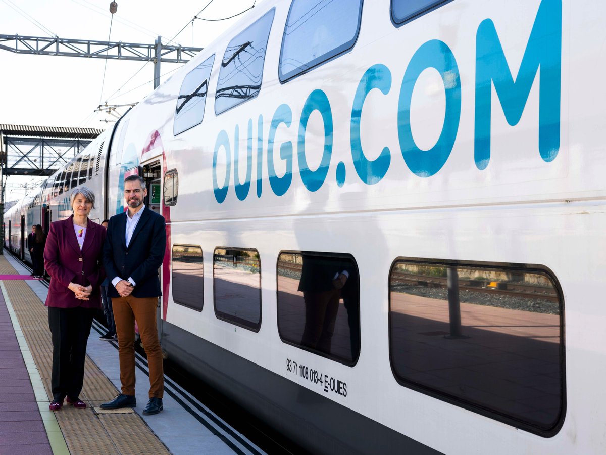 La democratización de la alta velocidad ferroviaria llega a Castilla y León: <a href="/OUIGO_Es/">OUIGO España</a> pone a la venta billetes para viajar a Segovia, Madrid y Alicante desde 9 euros, vía <a href="/cyleconomica/">CyL Económica</a> ow.ly/Nh8i50QWuac #tren #empresas #ouigo #viajes