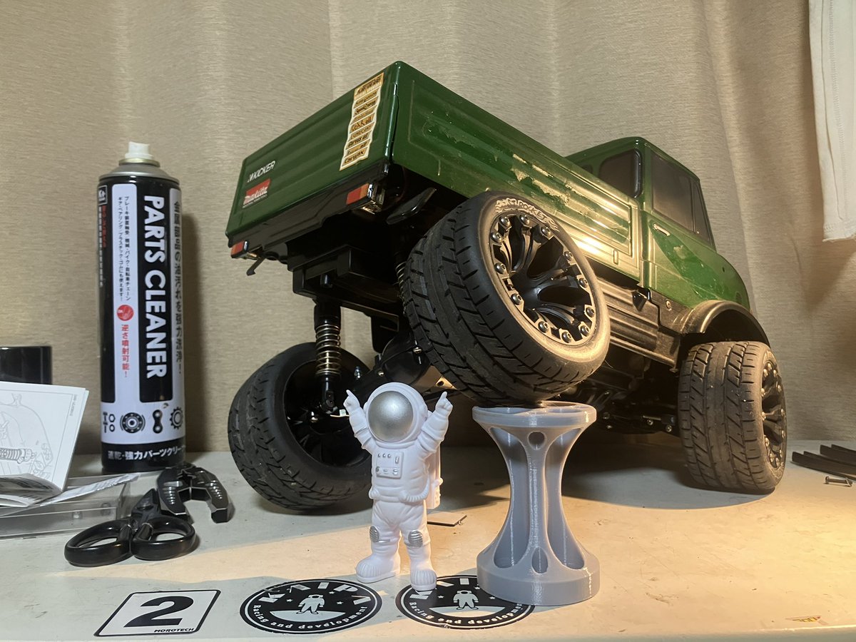 KIP_123456's tweet image. 昔から自分で色々やってみないと気が済まない性格です。笑

もう少し調整したら良きかな。

フロント周りとタイヤは後日。

#CC01
#タミヤRC 
#初めてのクローラー 
#パジェロのボディーがほしい