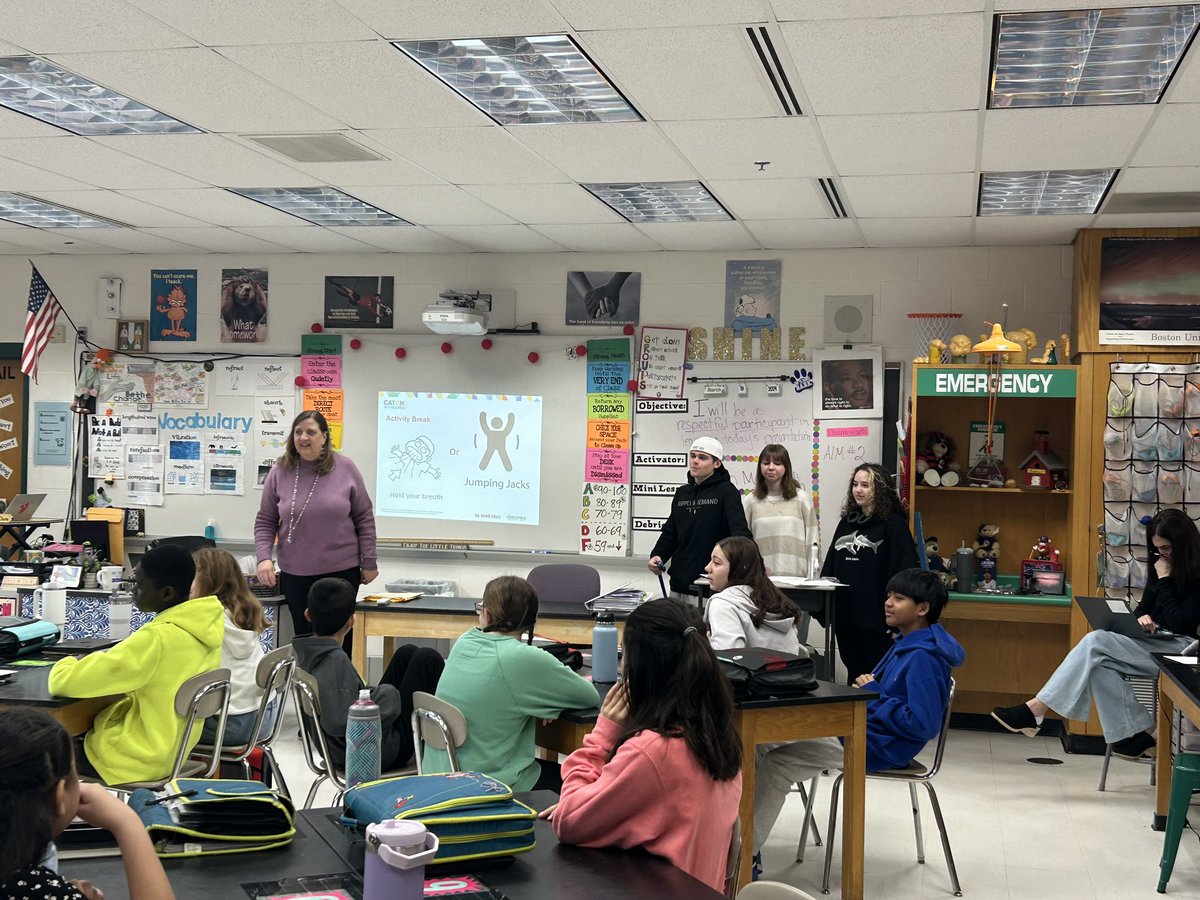 WS Middle School (@wspsmiddle) on Twitter photo Some student volunteers from <a href="/WSPS_WSHS/">WSPS - High School</a> visited sixth graders today to encourage healthy and positive choices. Some student volunteers from <a href="/WSPS_WSHS/">WSPS - High School</a> visited sixth graders today to encourage healthy and positive choices.