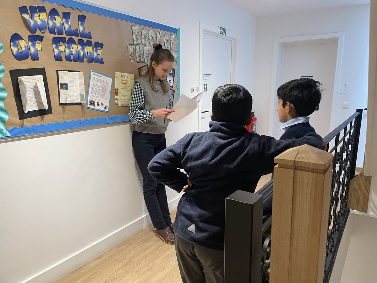 BJAB_French's tweet photo. #BJABYear5 #BJABFrench looking for clues to win the treasure hunt. Will they manage to complete all tasks? The winner will be revealed on Thursday 🏆🕵️‍♂️ https://t.co/5PbjpIN2Bp