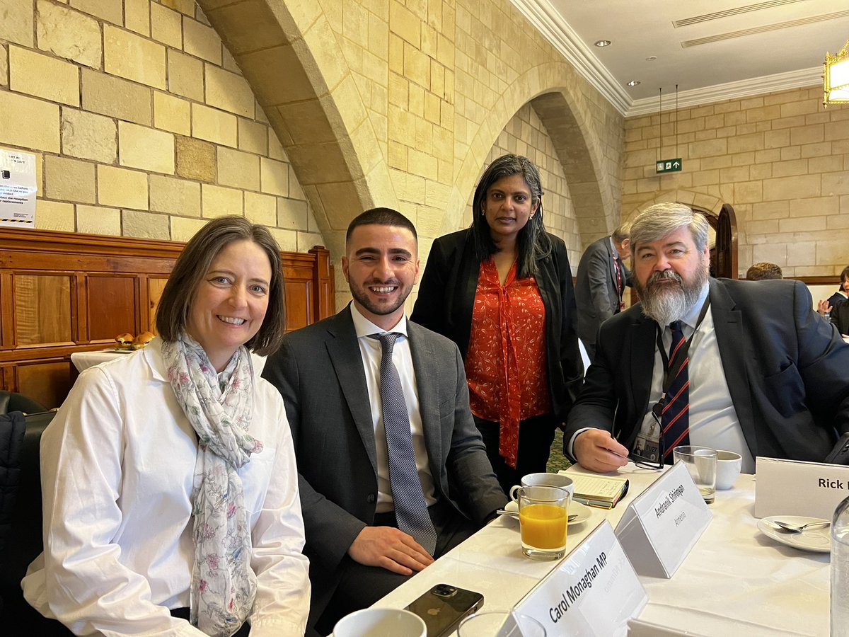 Last week I had a working lunch with UK Members of Parliament at Westminster. I was pleased to see much empathy towards the struggle of NK Armenians and an outstanding support to the Armenian issues by the MPs. Thank you, dear @CMonaghanSNP, @RupaHuq, and Rick Nimmo. 🇦🇲🇬🇧
