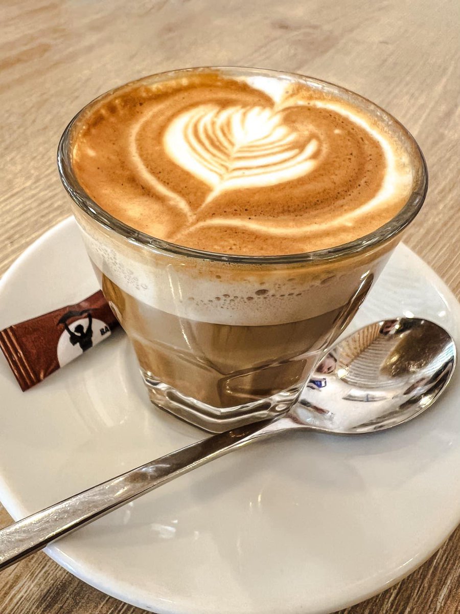 B.Roll.Benny tweet media