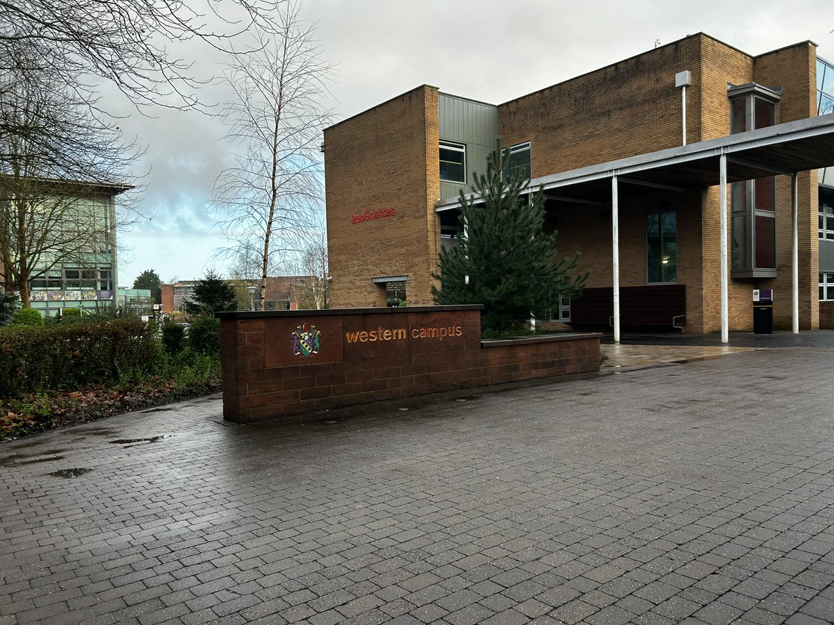 AlexJGreenhalgh's tweet photo. So good to be back @edgehill to lead some EYFS &amp; KS1 computing sessions @EHU_FOE! Remembering my uni days with a quick tour of campus on my lunch. 🎓💻🎉 https://t.co/wRxPHh0e43