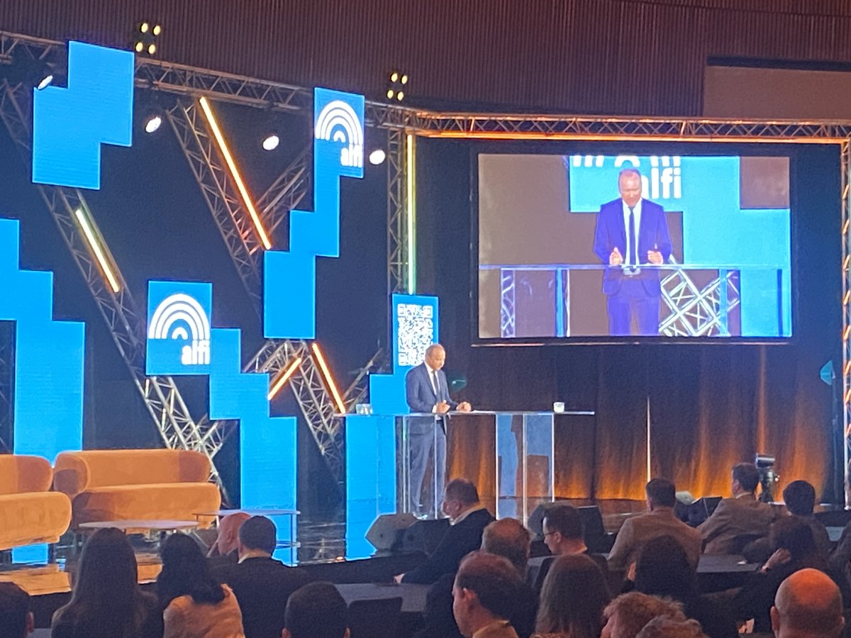 Colum Lyons tweet media