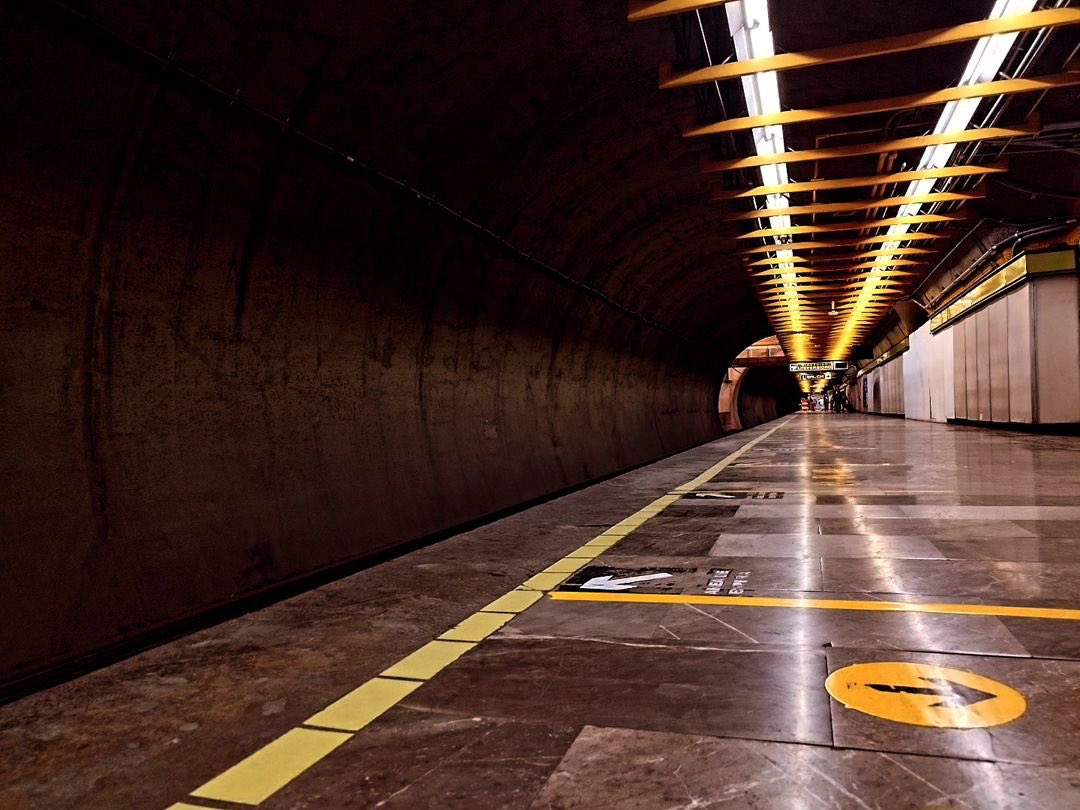Metronautas_'s tweet photo. Día de asueto en el metro | #metronautas #metrocdmx #metrodf #metrochilango #stcmxphoto #metropolismx #paisajeurbano #mexicocitylife #urbanlife #paisajedf #photography #people #image #bild #εικόνα #urbancdmx #cdmx_oficial #yosoycdmx #soycdmx #paisajecdmx

📸 @solo_soy_santiago https://t.co/lferZukBby