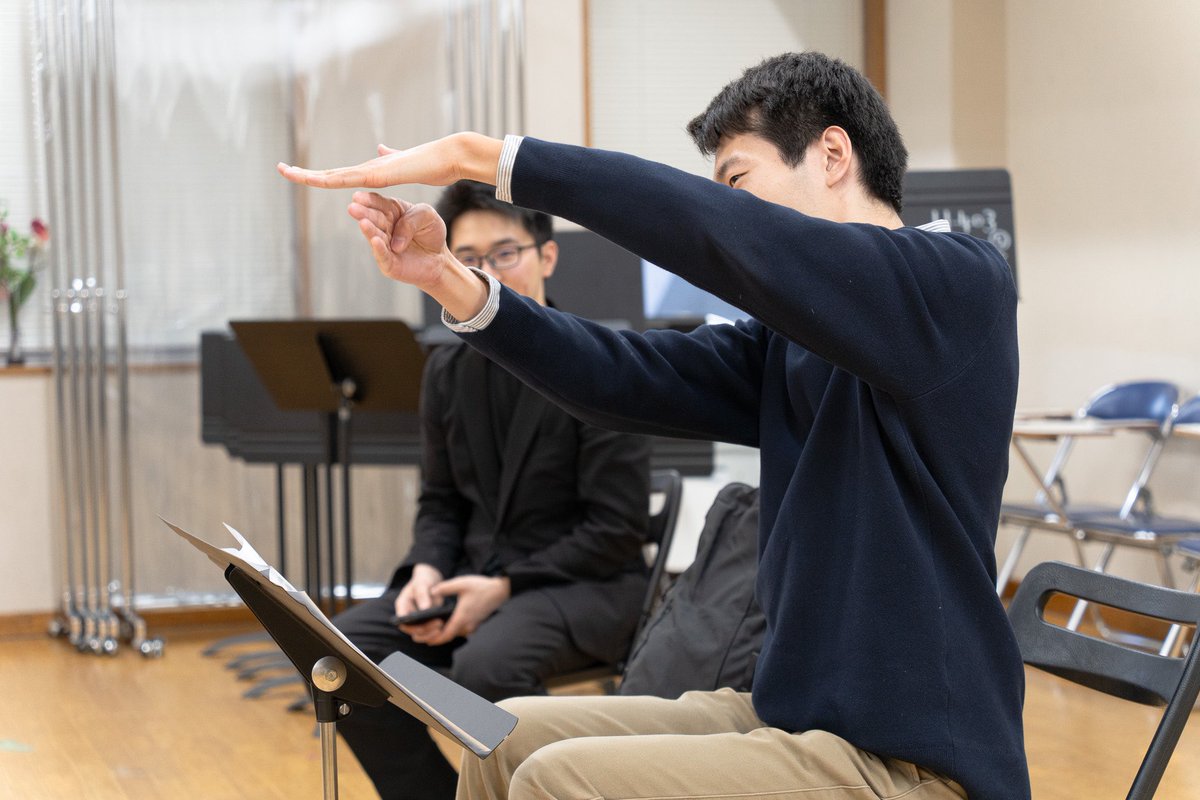 ＼#近藤礼隆 さんにお越しいただきました！／

2024年度全日本吹奏楽コンクール課題曲Ⅱ「#風がきらめくとき」の作曲家、近藤礼隆さんが #miniTua のリハーサルに来てくださりました！✨

本番来てくださる皆さま…損はさせません😏

ご来場を心よりお待ちしております！🙌

🎫minitua-wind.com/ticket