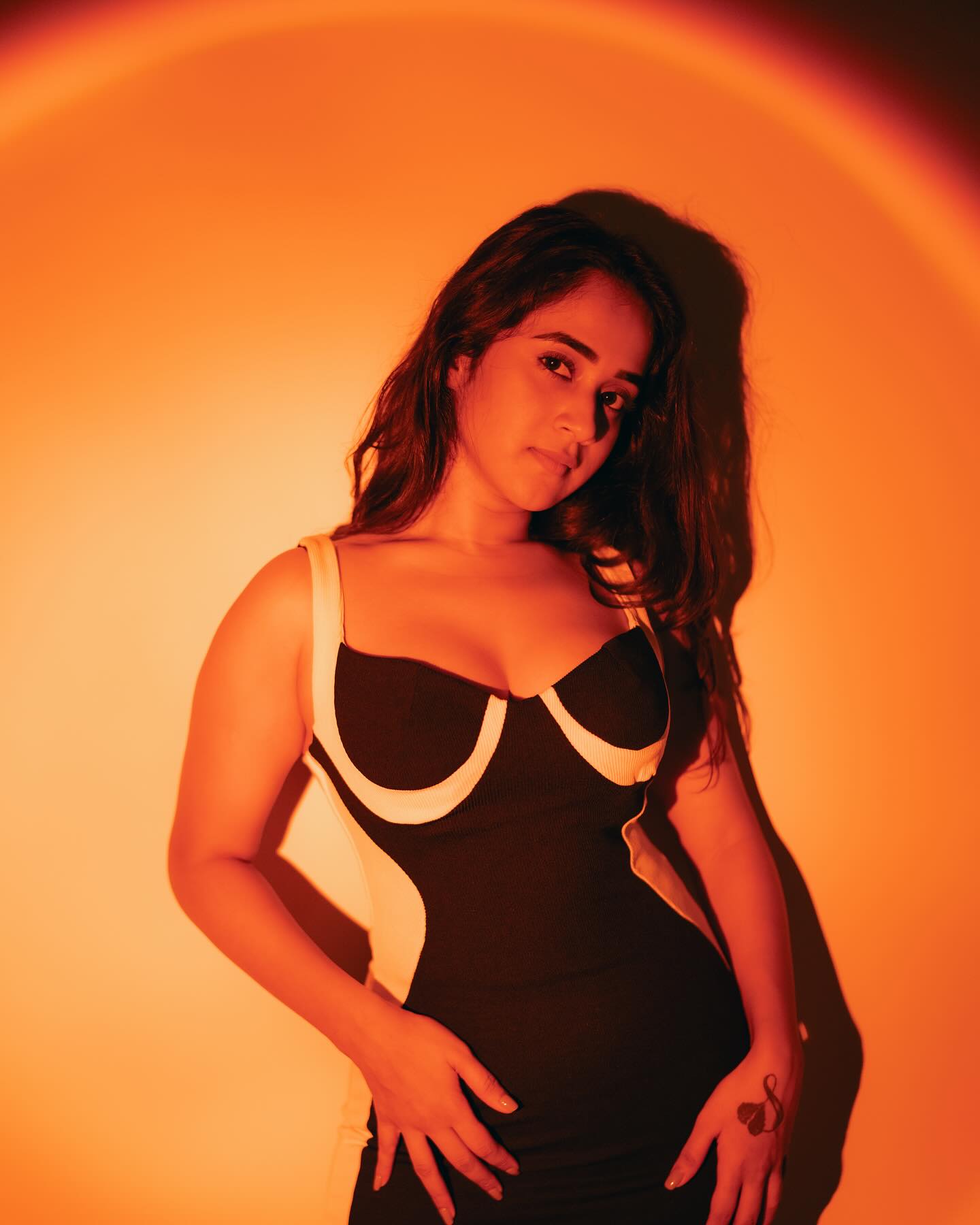 GJCKLjgaoAAVfM5?format=jpg&name=large